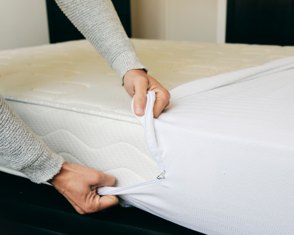 mattress-protector-bag-on-mattress