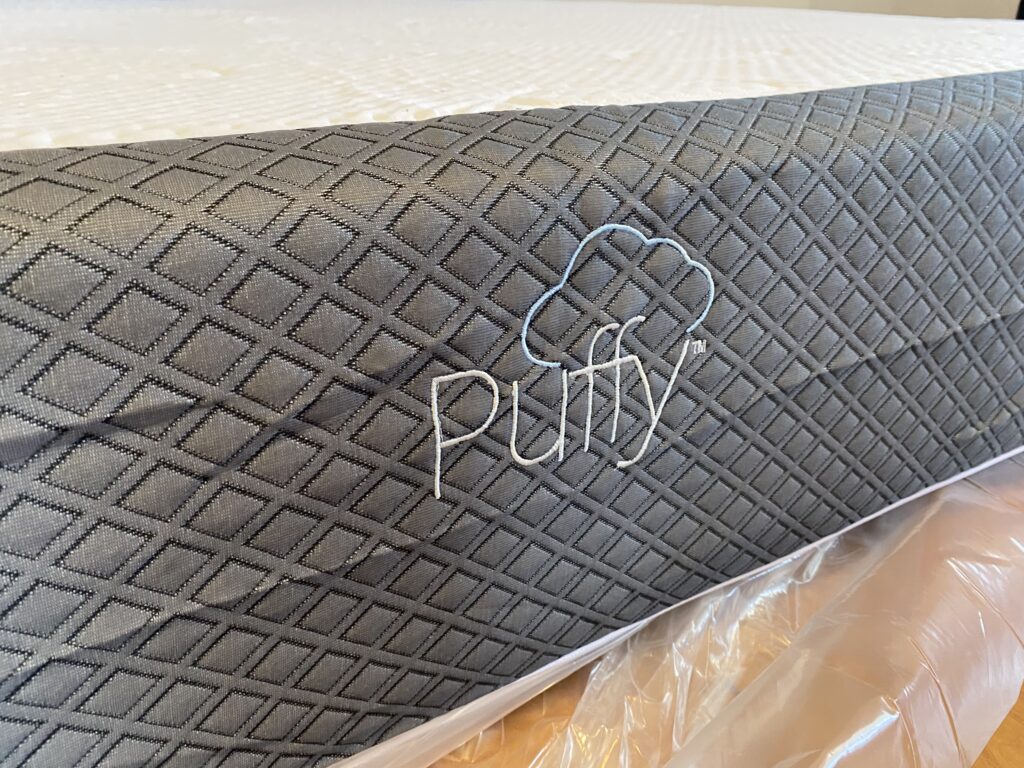 puffy-mattress-original-cover-view