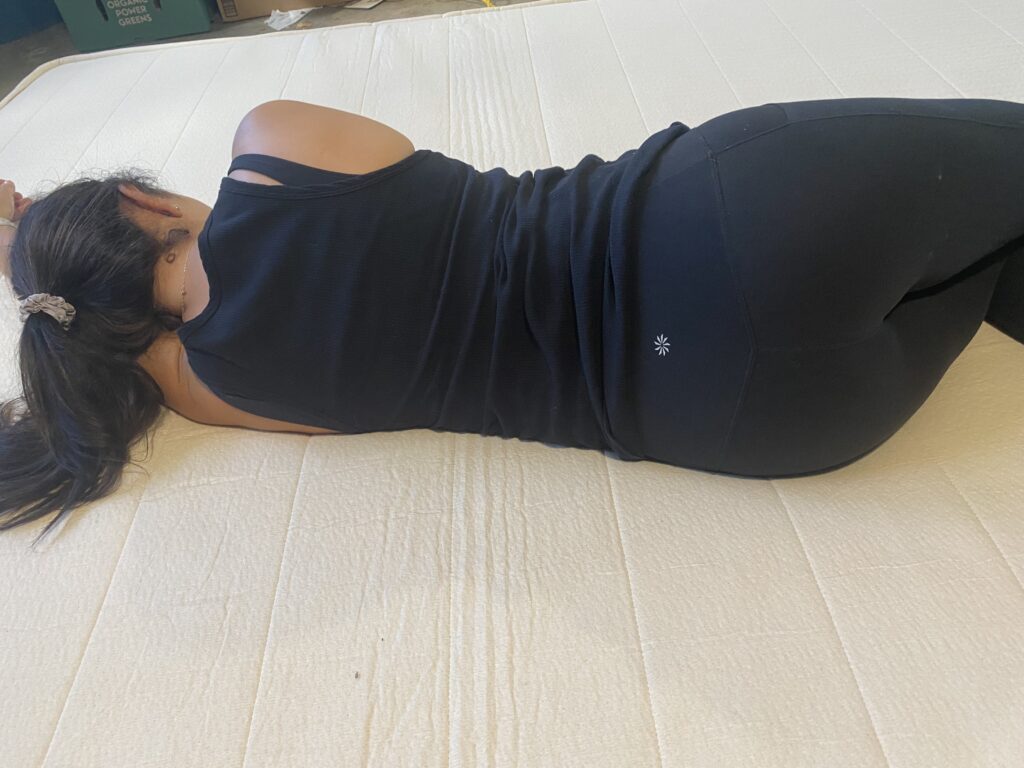 supportive-design-woman-on-mattress